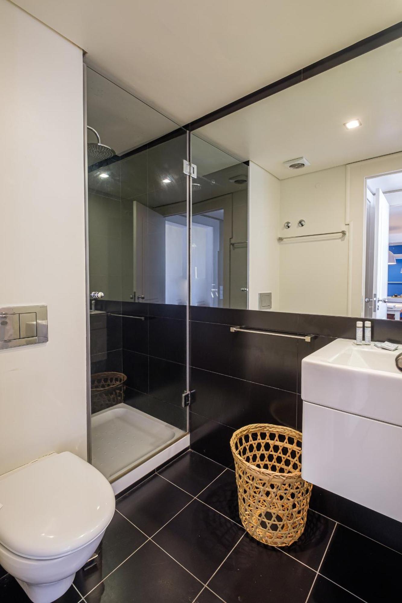 Nomad's Downtown - 3bdr S Juliao Lisbon